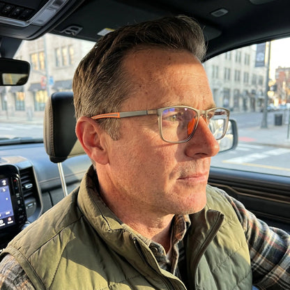 Multifocal Glasses with Adaptive Technology